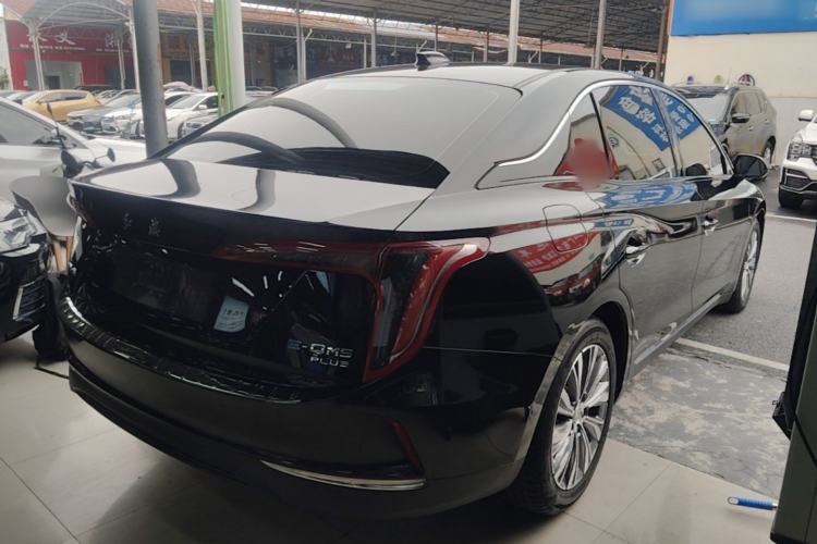 Used Hongqi E-QM5 2023 620km PLUS Rear Right 45 Deg