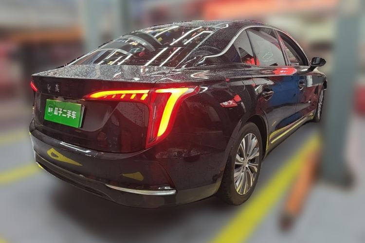 Used Hongqi E-QM5 2023 620km PLUS Rear Right 45 Deg