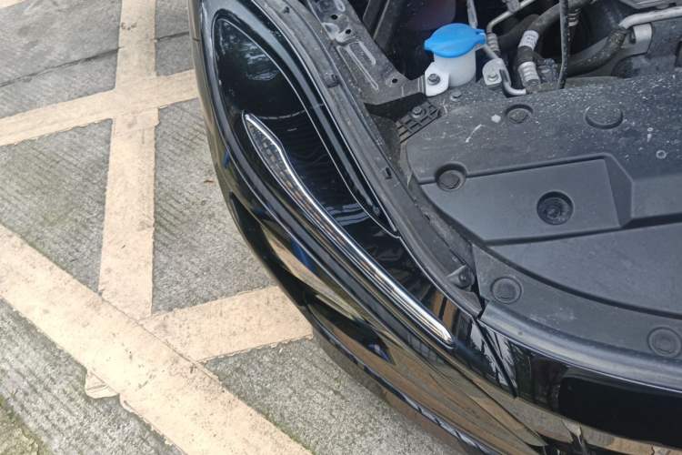 Used Hongqi E-QM5 2023 620km PLUS Right Front Headlight