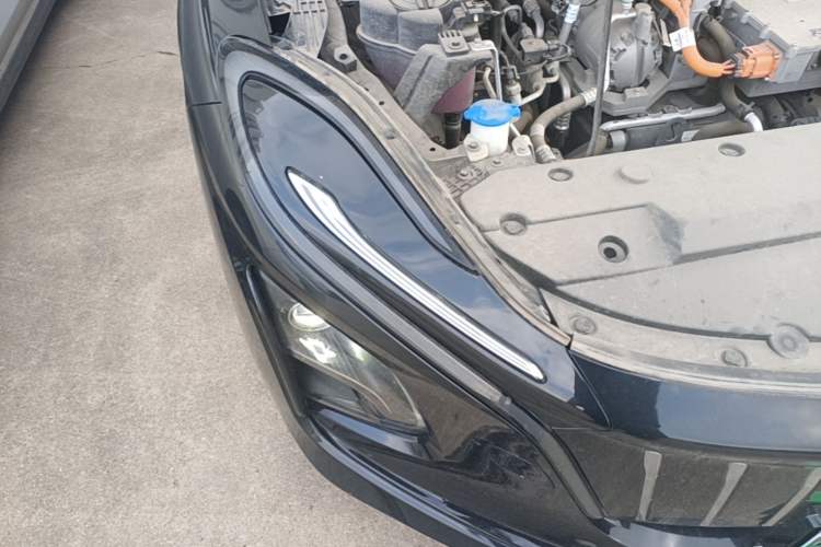 Used Hongqi E-QM5 2023 Base Travel Edition Right Front Headlight