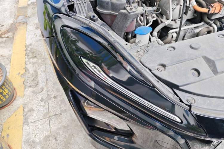 Used Hongqi E-QM5 2023 Revised Version Basic Travel Edition Right Front Headlight