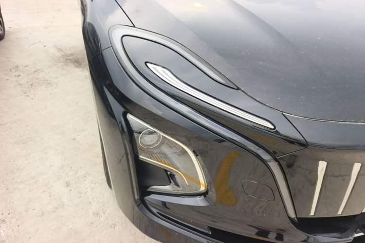 Used Hongqi E-QM5 2023 Revised Version Basic Travel Edition Right Front Headlight