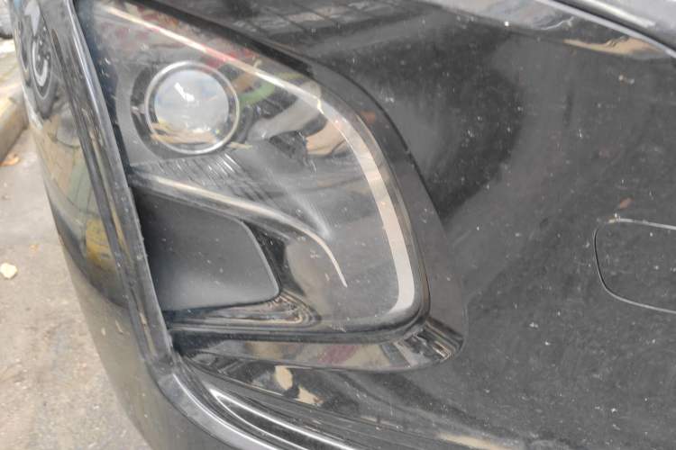 Used Hongqi E-QM5 2023 620km PLUS Right Front Headlight