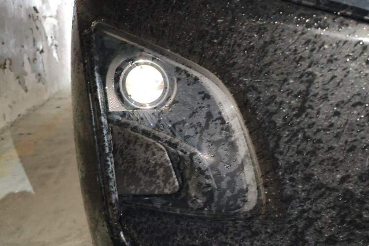 Used Hongqi E-QM5 2023 620km PLUS Right Front Headlight