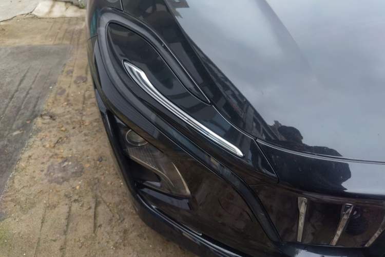 Used Hongqi E-QM5 2023 560km PLUS Right Front Headlight