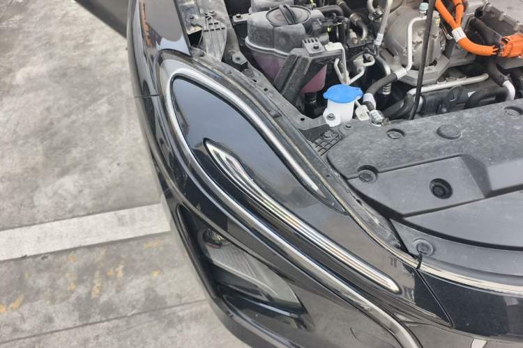 Used Hongqi E-QM5 2023 560km PLUS Right Front Headlight