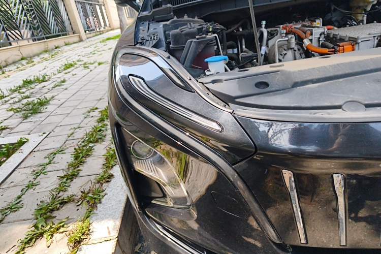 Used Hongqi E-QM5 2023 620km PLUS Right Front Headlight