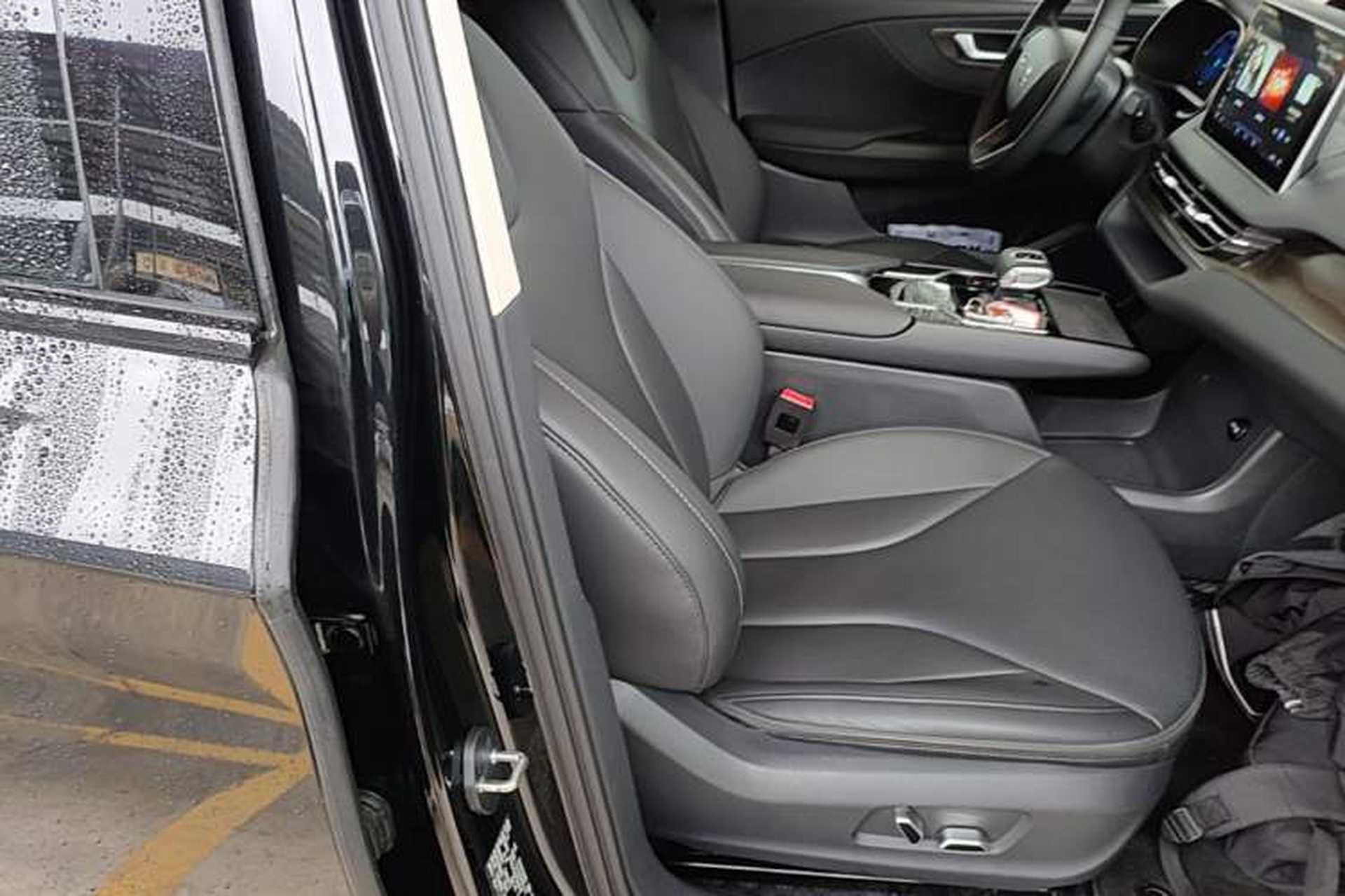 Used Hongqi E-QM5 2023 Revised Version Basic Travel Edition Right Front Seat
