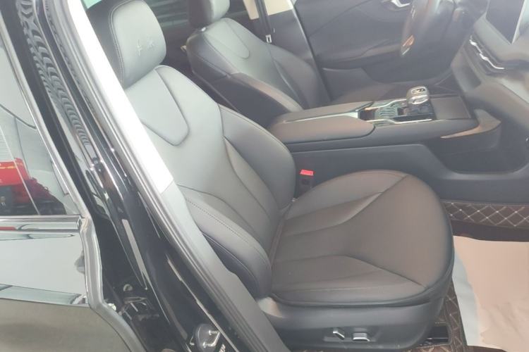 Used Hongqi E-QM5 2023 Revised Version Basic Travel Edition Right Front Seat