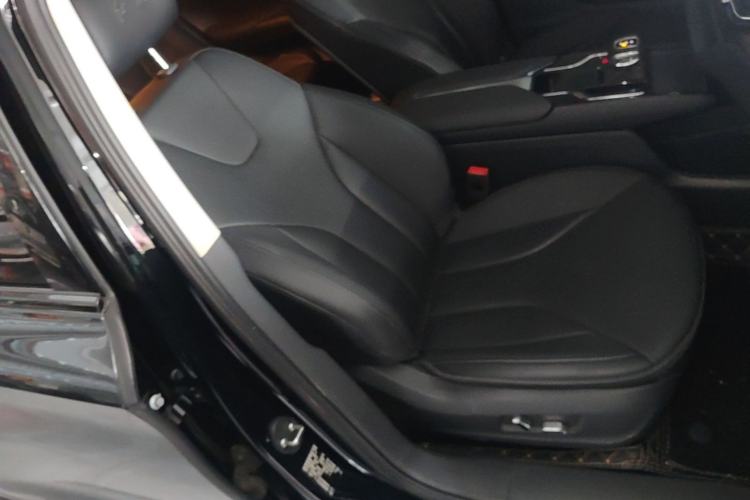 Used Hongqi E-QM5 2023 Base Travel Edition Right Front Seat