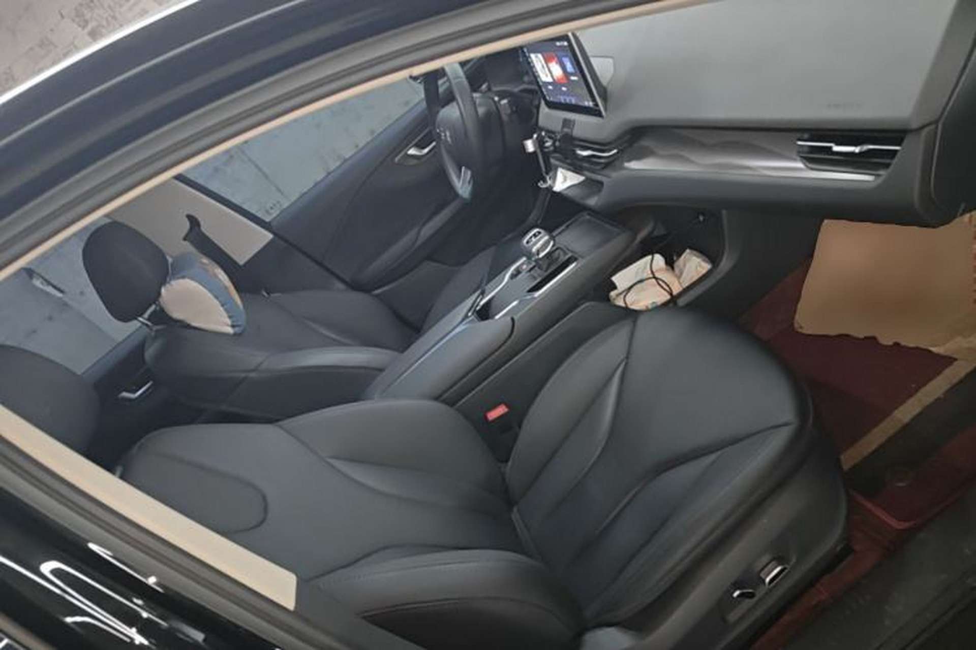 Used Hongqi E-QM5 2023 Revised Version Basic Travel Edition Right Front Seat