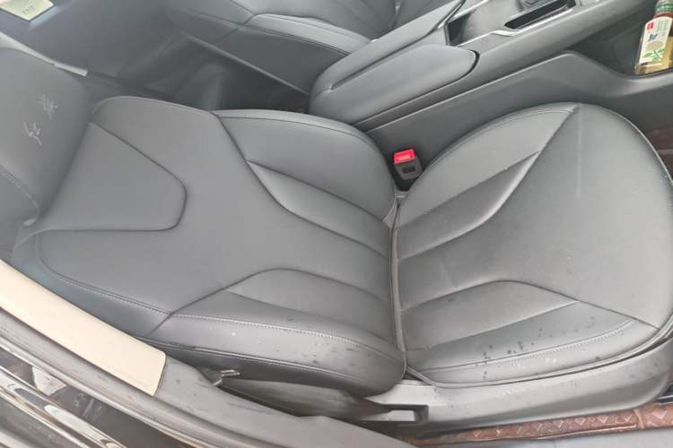 Used Hongqi E-QM5 2023 Revised Version Basic Travel Edition Right Front Seat