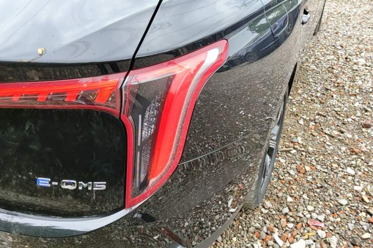 Used Hongqi E-QM5 2023 Revised Version Basic Travel Edition Right Rear Taillight