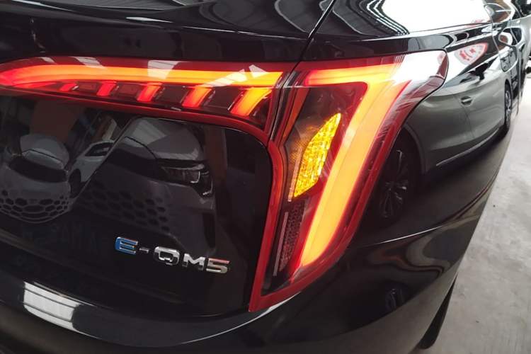 Used Hongqi E-QM5 2023 Revised Version Basic Travel Edition Right Rear Taillight
