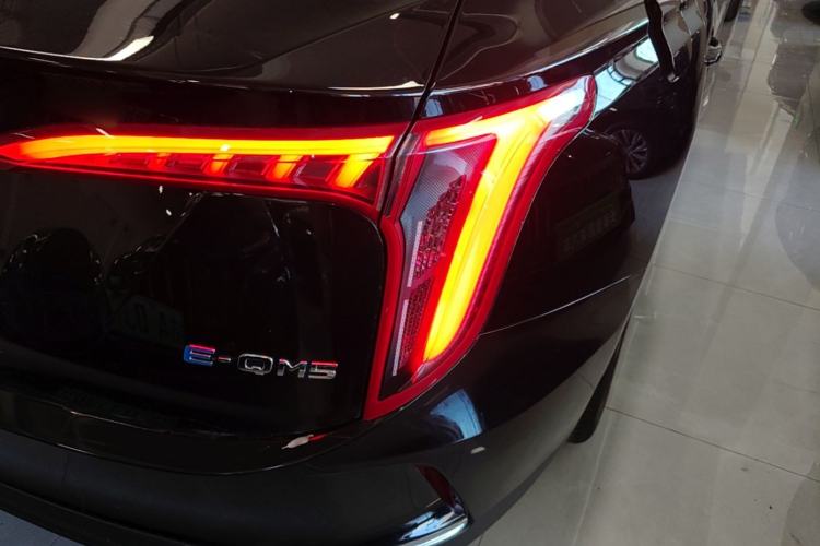 Used Hongqi E-QM5 2023 Revised Version Basic Travel Edition Right Rear Taillight