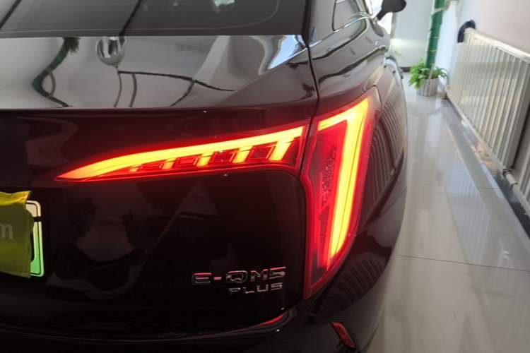 Used Hongqi E-QM5 2023 620km PLUS Right Rear Taillight
