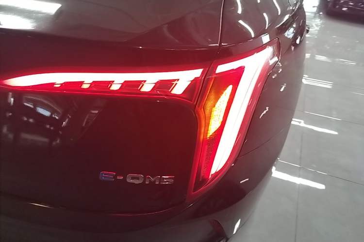 Used Hongqi E-QM5 2023 Revised Version Basic Travel Edition Right Rear Taillight