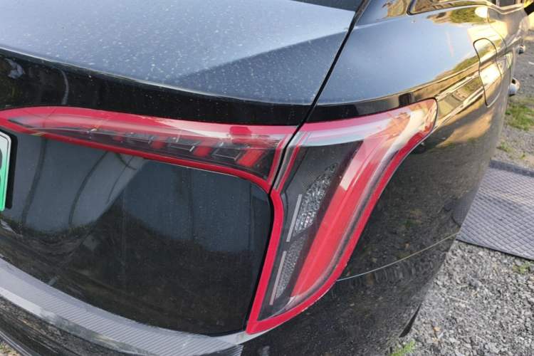 Used Hongqi E-QM5 2023 Revised Version Basic Travel Edition Right Rear Taillight