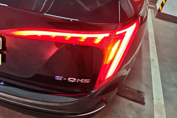 Used Hongqi E-QM5 2023 Revised Version Basic Travel Edition Right Rear Taillight