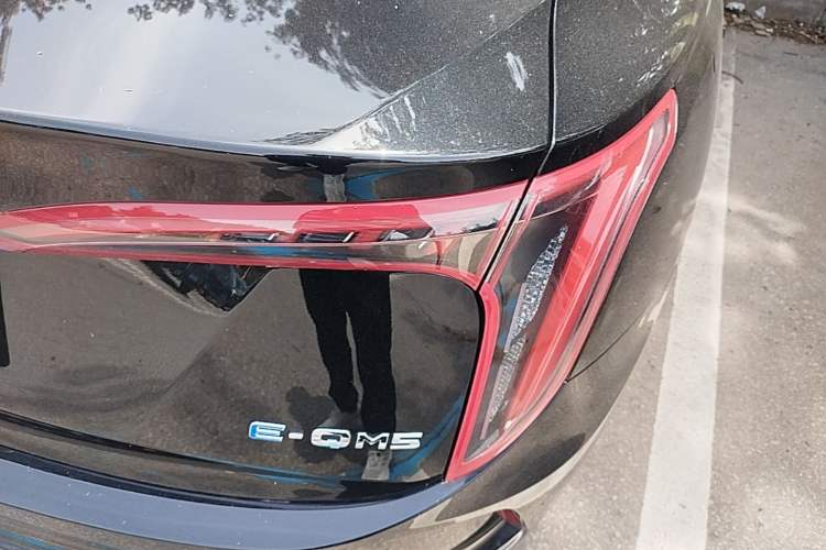 Used Hongqi E-QM5 2023 Revised Version Basic Travel Edition Right Rear Taillight