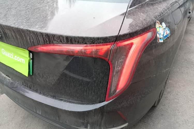 Used Hongqi E-QM5 2023 620km PLUS Right Rear Taillight