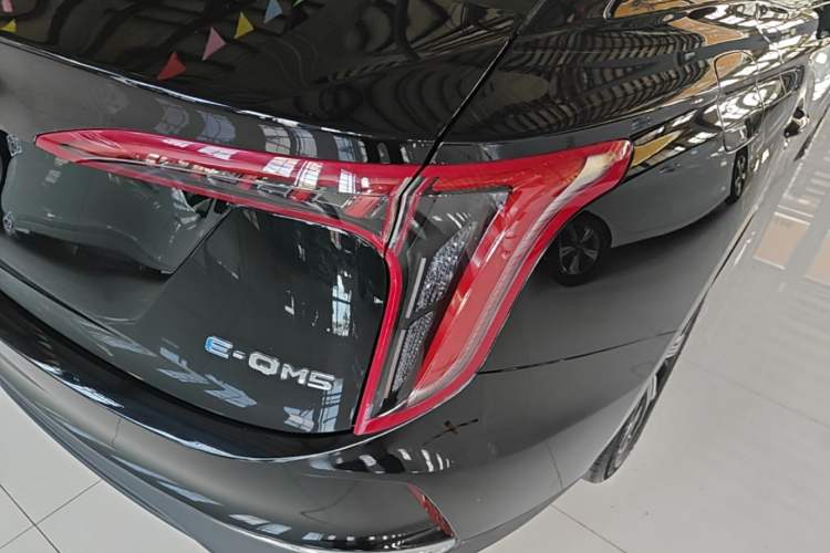 Used Hongqi E-QM5 2023 Revised Version Basic Travel Edition Right Rear Taillight