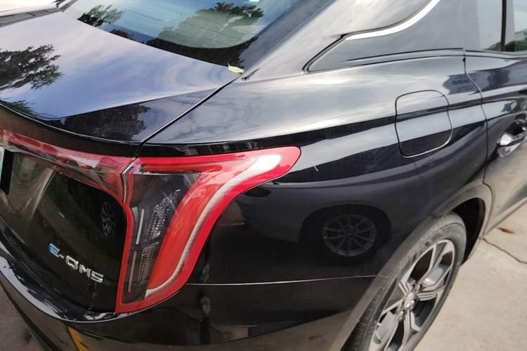 Used Hongqi E-QM5 2023 Revised Version Basic Travel Edition Right Rear Taillight