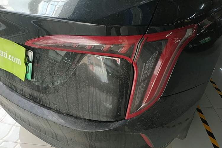 Used Hongqi E-QM5 2023 Revised Version Basic Travel Edition Right Rear Taillight