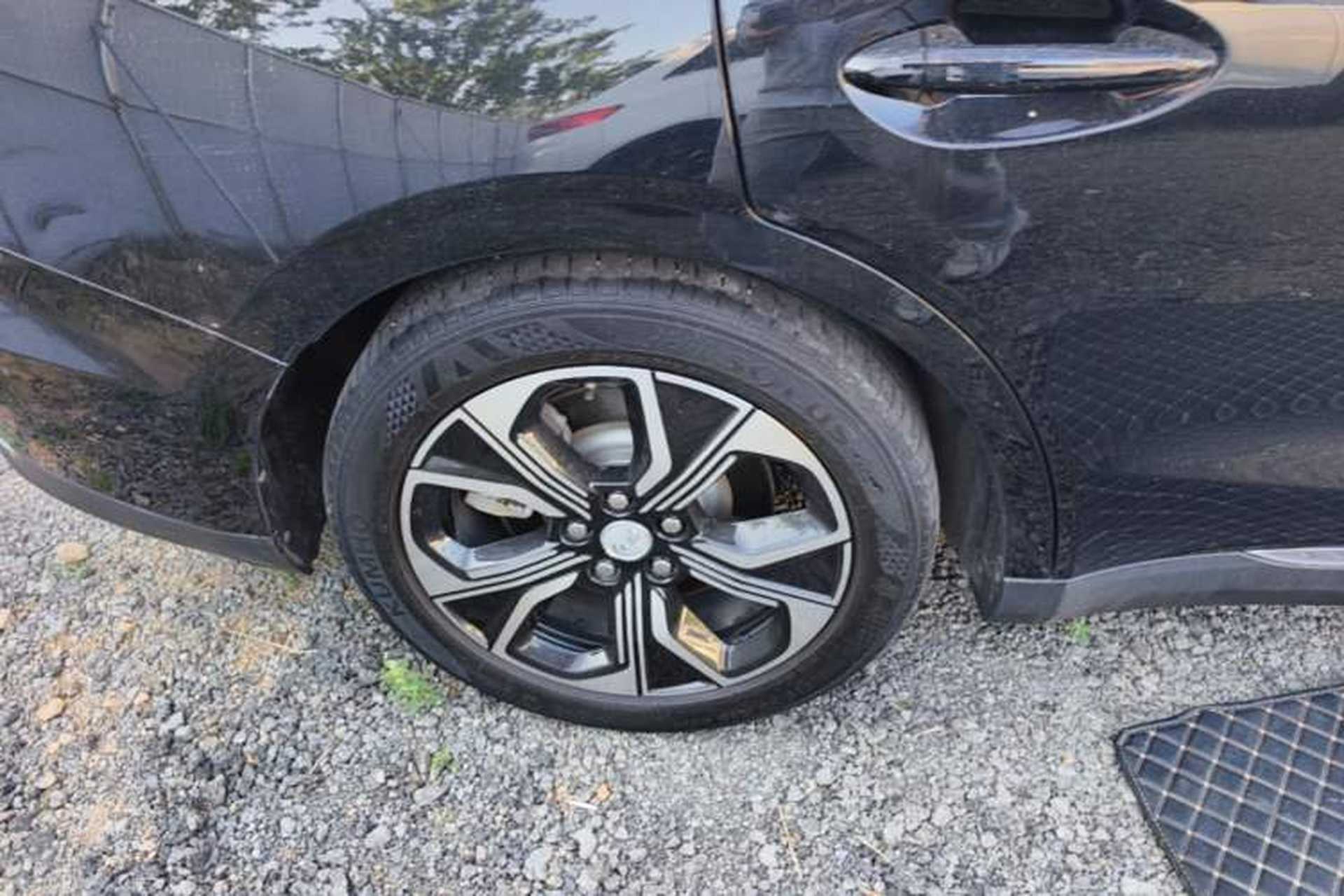 Used Hongqi E-QM5 2023 Revised Version Basic Travel Edition Right Rear Wheel Hub