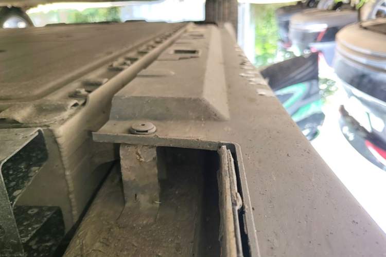 Used Hongqi E-QM5 2023 Revised Version Basic Travel Edition Right Side Sill