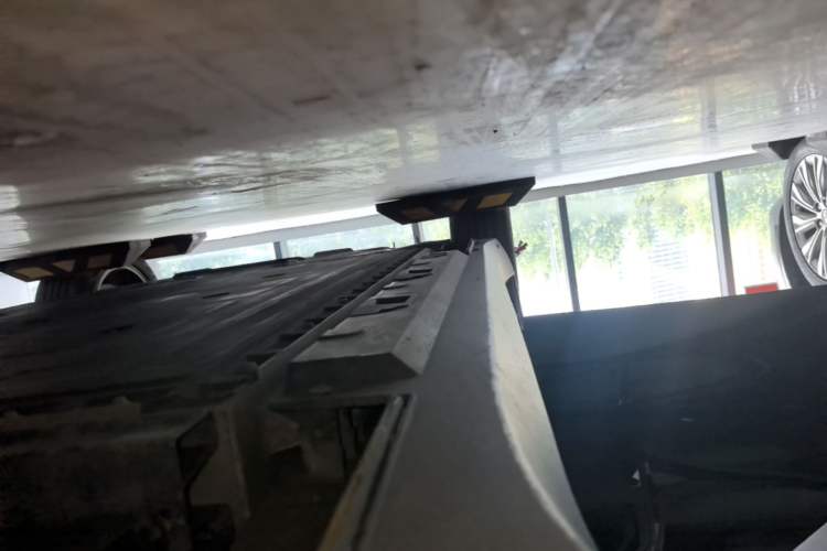 Used Hongqi E-QM5 2023 Revised Version Basic Travel Edition Right Side Sill
