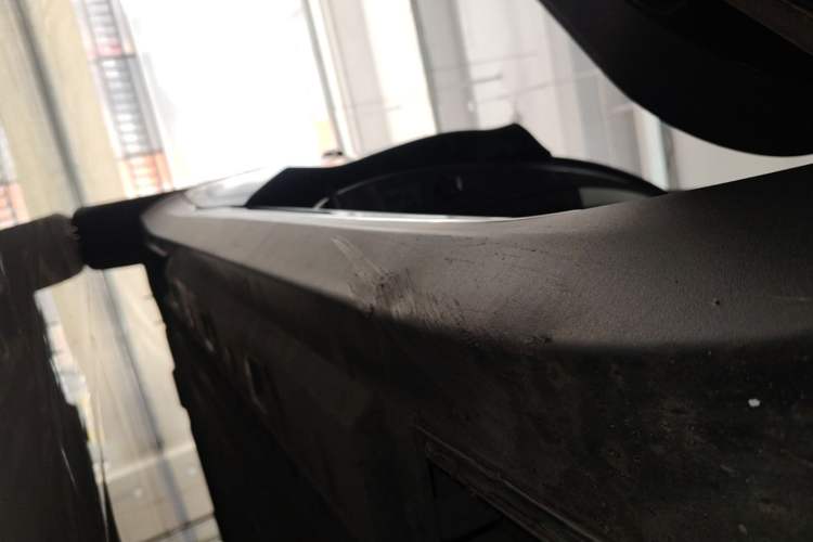 Used Hongqi E-QM5 2023 Base Travel Edition Right Side Sill