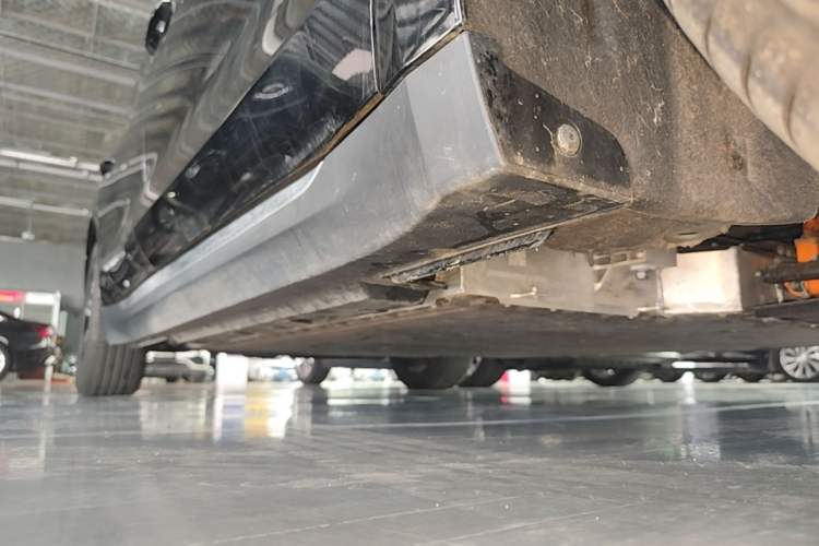 Used Hongqi E-QM5 2023 Revised Version Basic Travel Edition Right Side Sill