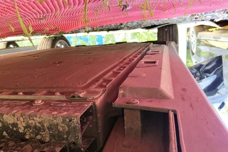 Used Hongqi E-QM5 2023 Base Travel Edition Right Side Sill