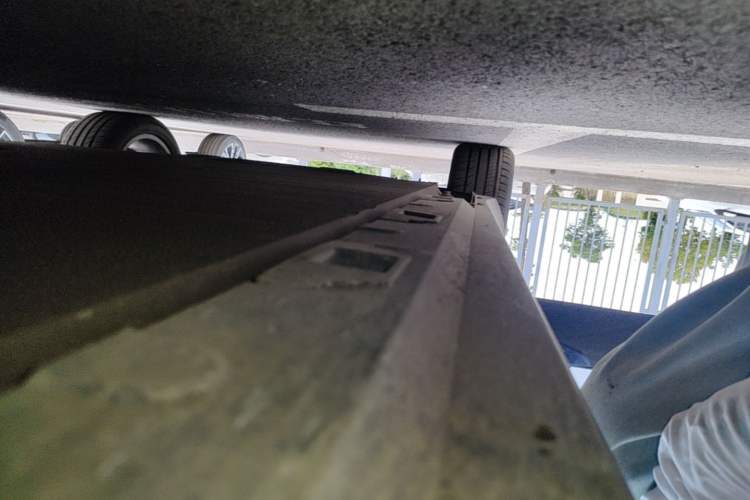 Used Hongqi E-QM5 2023 620km PLUS Right Side Sill