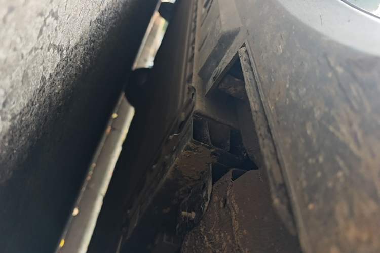 Used Hongqi E-QM5 2023 Base Travel Edition Right Side Sill
