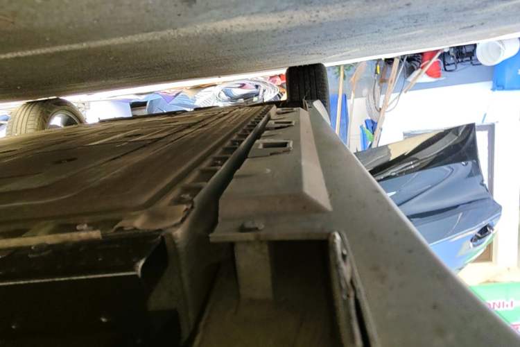 Used Hongqi E-QM5 2023 Revised Version Basic Travel Edition Right Side Sill