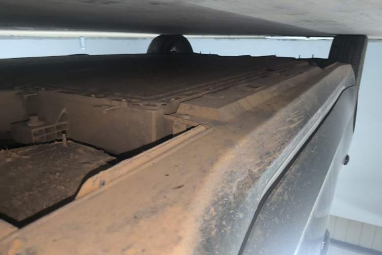 Used Hongqi E-QM5 2023 Revised Version Basic Travel Edition Right Side Sill