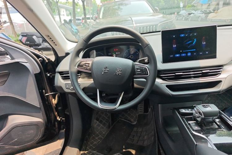 Used Hongqi E-QM5 2023 Base Travel Edition Steering Wheel