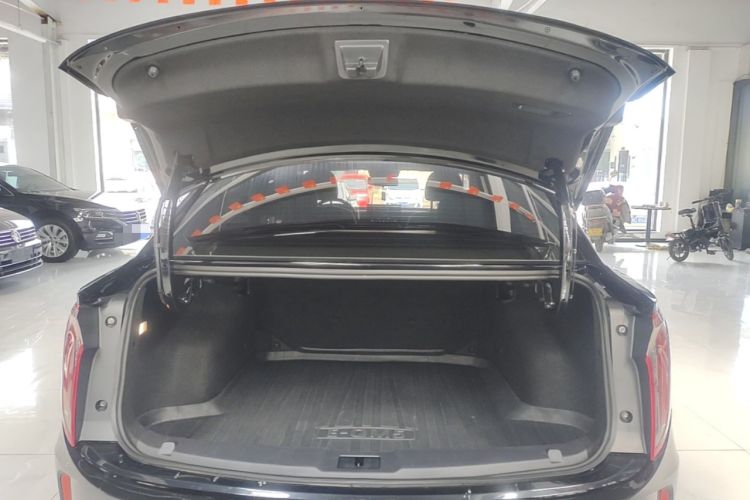 Used Hongqi E-QM5 2023 Revised Version Basic Travel Edition Trunk