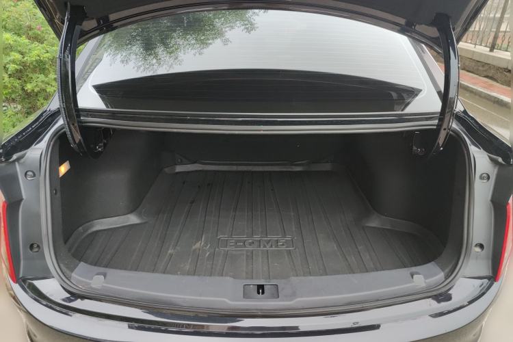 Used Hongqi E-QM5 2023 Revised Version Basic Travel Edition Trunk