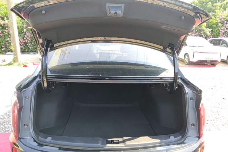 Used Hongqi E-QM5 2023 Revised Version Basic Travel Edition Trunk