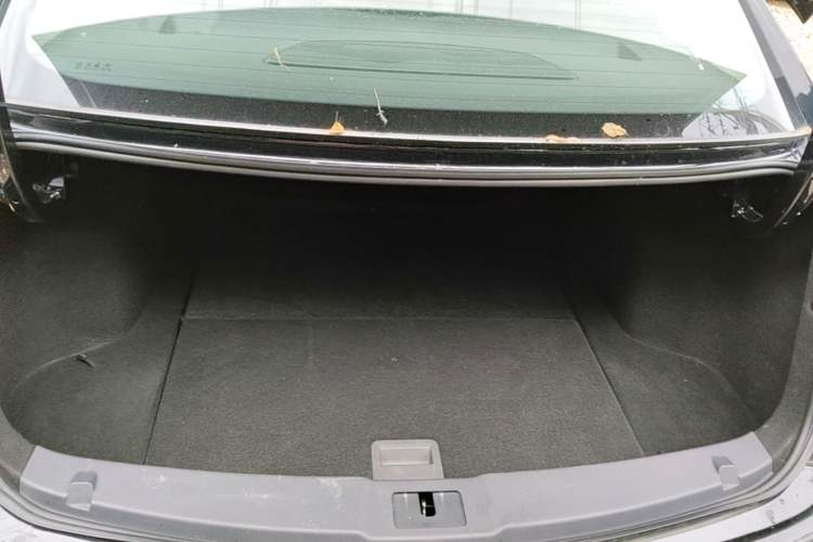 Used Hongqi E-QM5 2023 Revised Version Basic Travel Edition Trunk