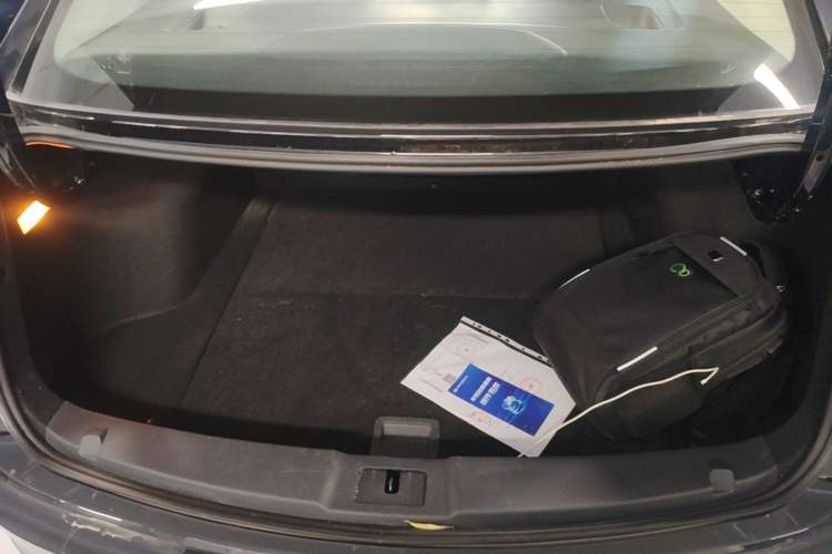 Used Hongqi E-QM5 2023 Revised Version Basic Travel Edition Trunk
