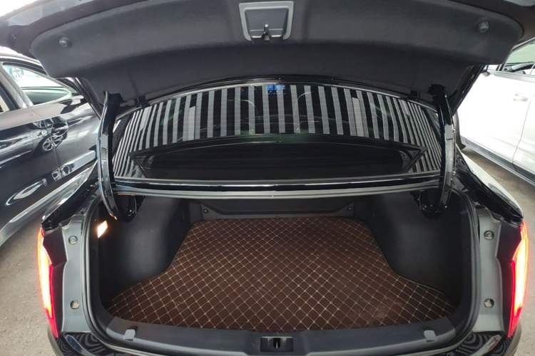 Used Hongqi E-QM5 2023 Revised Version Basic Travel Edition Trunk