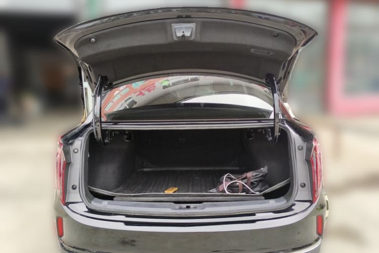 Used Hongqi E-QM5 2023 Base Travel Edition Trunk