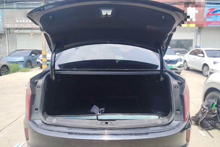 Used Hongqi E-QM5 2023 Base Travel Edition Trunk