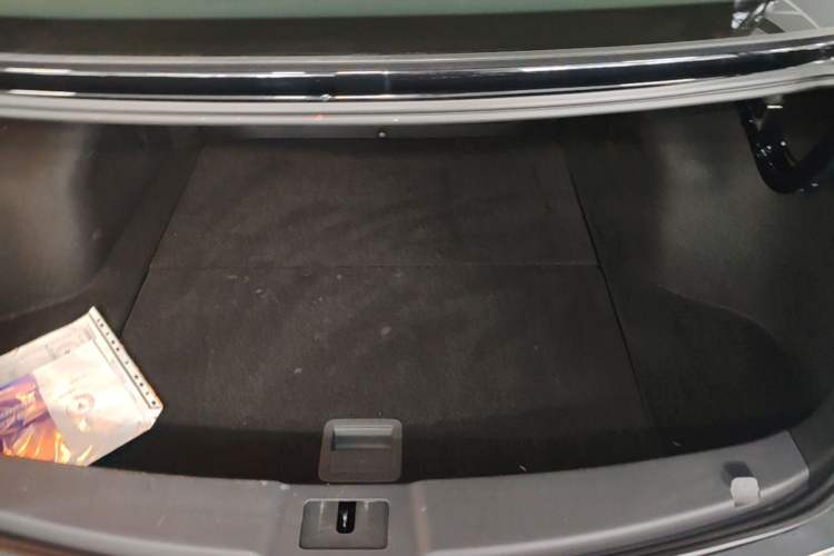 Used Hongqi E-QM5 2023 Revised Version Basic Travel Edition Trunk