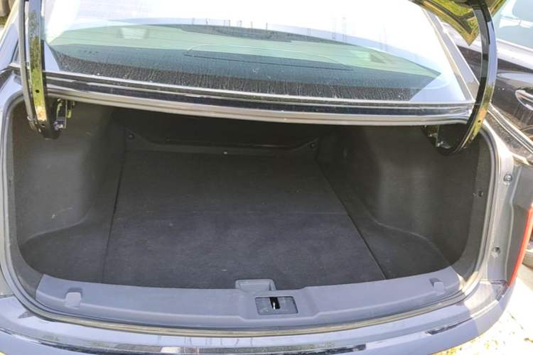 Used Hongqi E-QM5 2023 Revised Version Basic Travel Edition Trunk