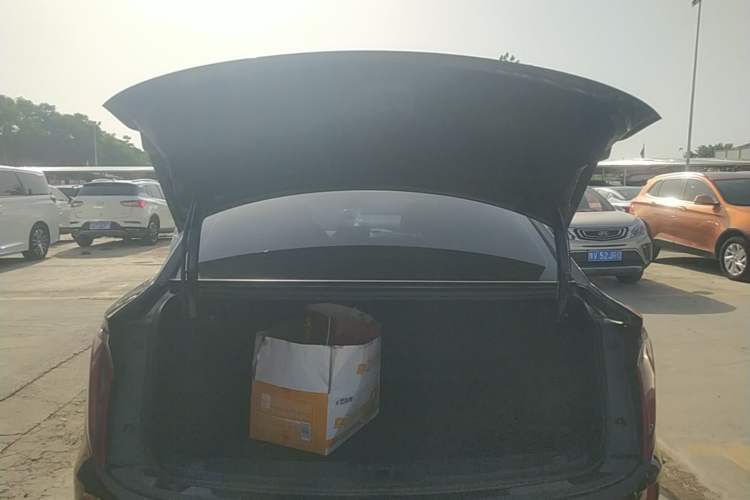 Used Hongqi E-QM5 2023 Revised Version Basic Travel Edition Trunk